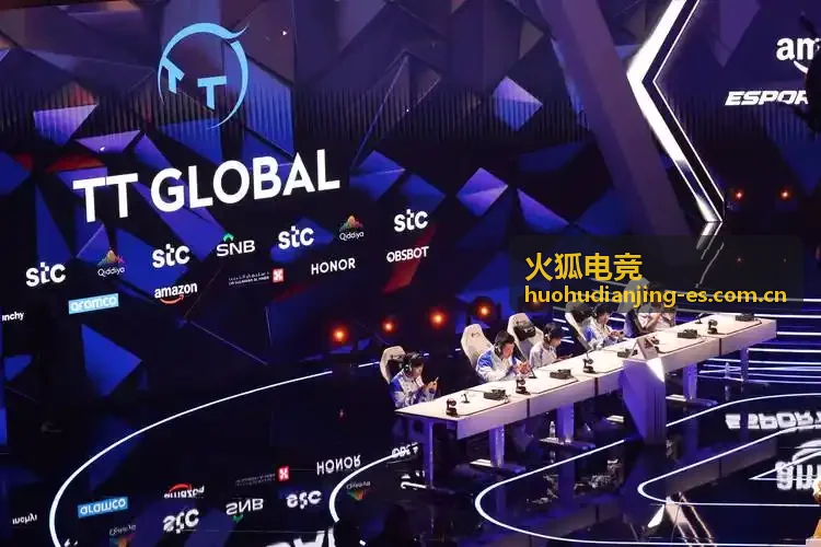 火狐电竞版本更新与英雄搭配解析